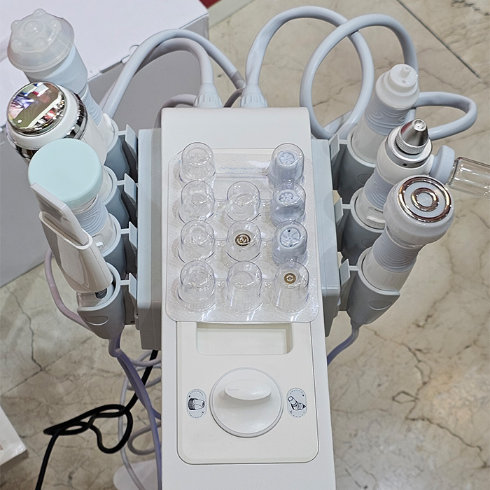 7 in 1 superfacial machine with oxygeneo handpies 3